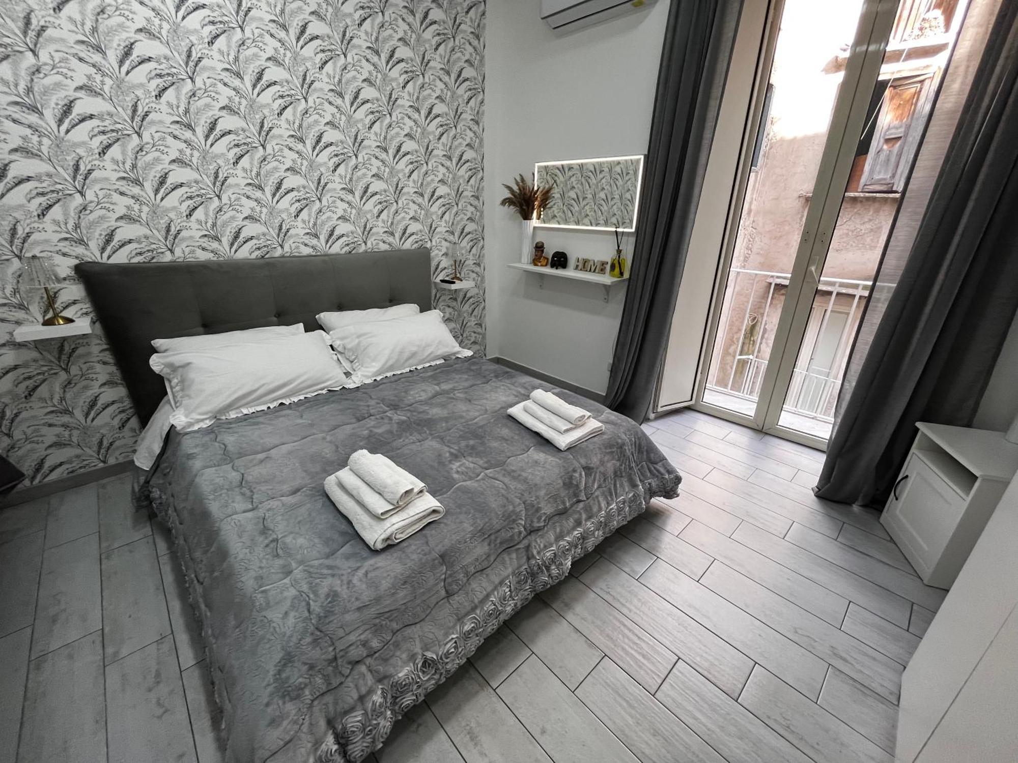Napoli Verace - Centro Storico Spaccanapoli Apartment Eksteriør billede